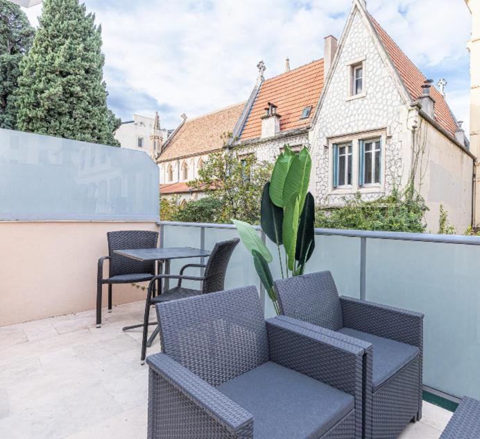 Beau Deux Pieces Cozy Avec Terrasse N11 Appartement *