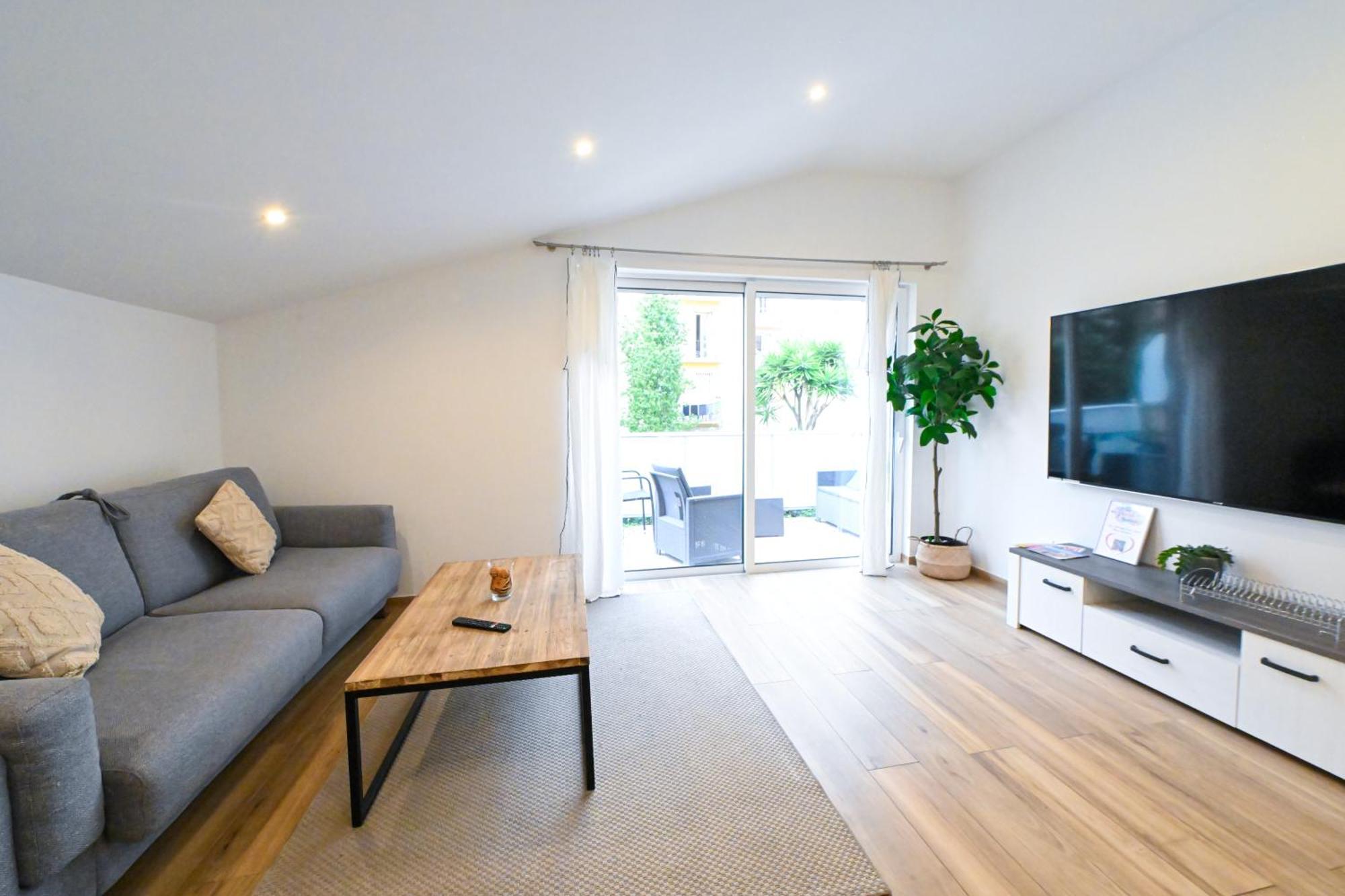 Beau Deux Pieces Cozy Avec Terrasse N11 Appartement *